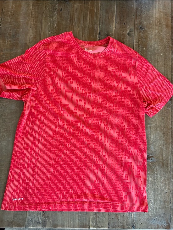 Nike Other - Nike Dri-FIT Mens XL Red Short Sleeve Training Workout Performance Shirt